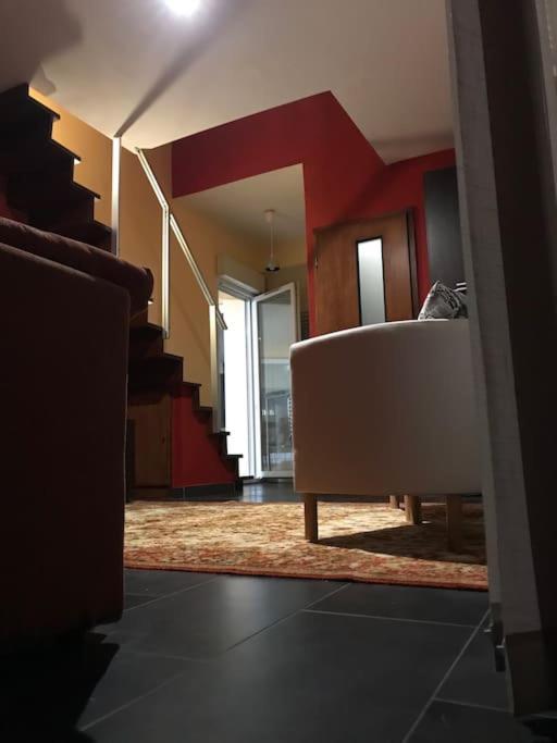 Logement Avec Piscine 布伦斯塔特 外观 照片